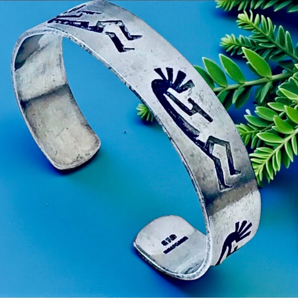 Vintage 970 Sterling Silver Native Handmade Kokopelli Cuff Bracelet 30 grams